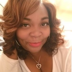 Meet your Posher, Nikki